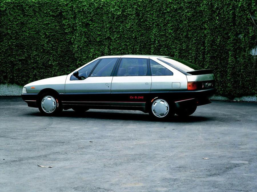  Lancia Orca Concept 1982 года  (фото 3 из 6)